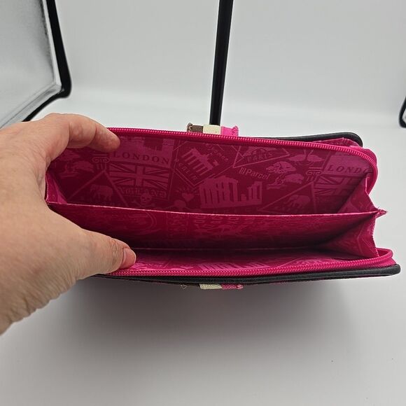 Loop NYC PARCEL Wallet Clutch - Parcel organizing wallet clutch - Picture 4 of 8